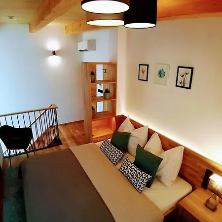 Kafe Orech منزل للإقامة