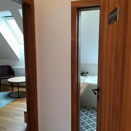 Kafé Ořech Alloggio in famiglia Mnichovo Hradiště