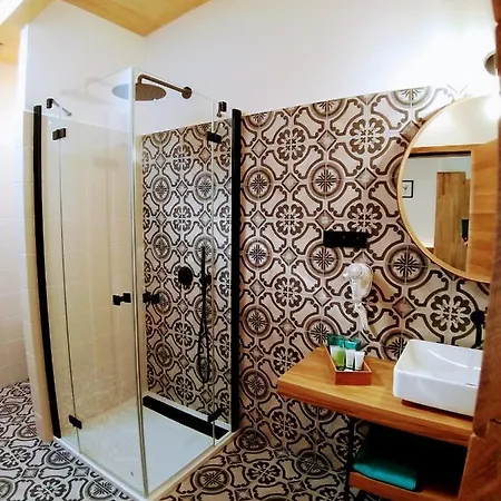 Kafe Orech منزل للإقامة Mnichovo Hradiště