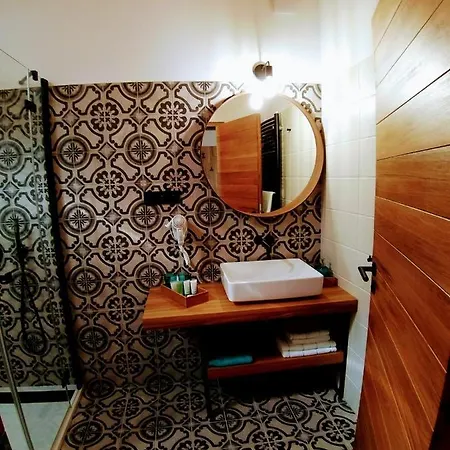 Kafe Orech منزل للإقامة