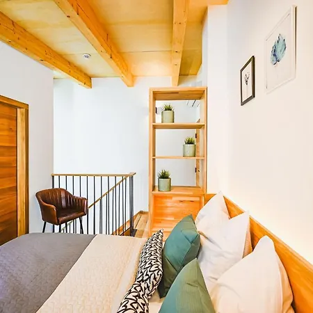 Kafé Ořech * Mnichovo Hradiště