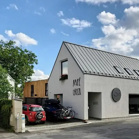 Kafé Ořech Mnichovo Hradiště